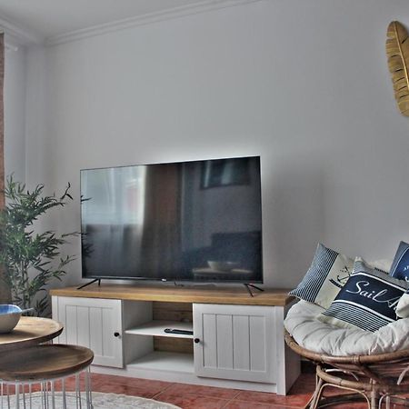 Malpica Greek Home Luaran gambar