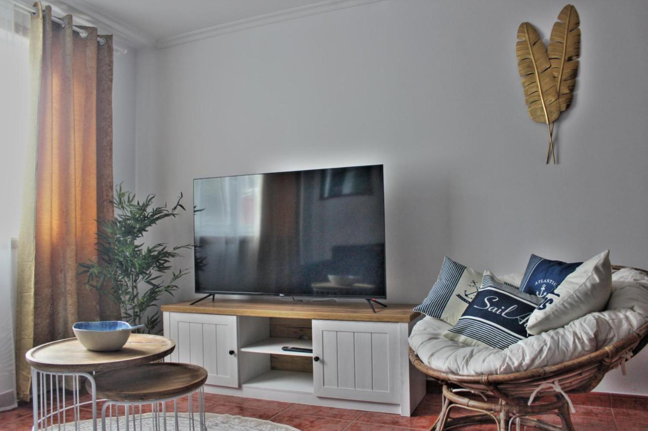 Malpica Greek Home Luaran gambar