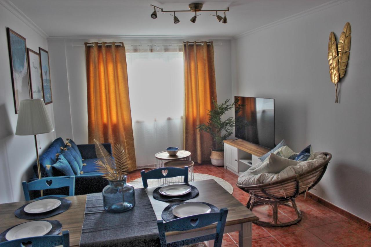 Malpica Greek Home Luaran gambar