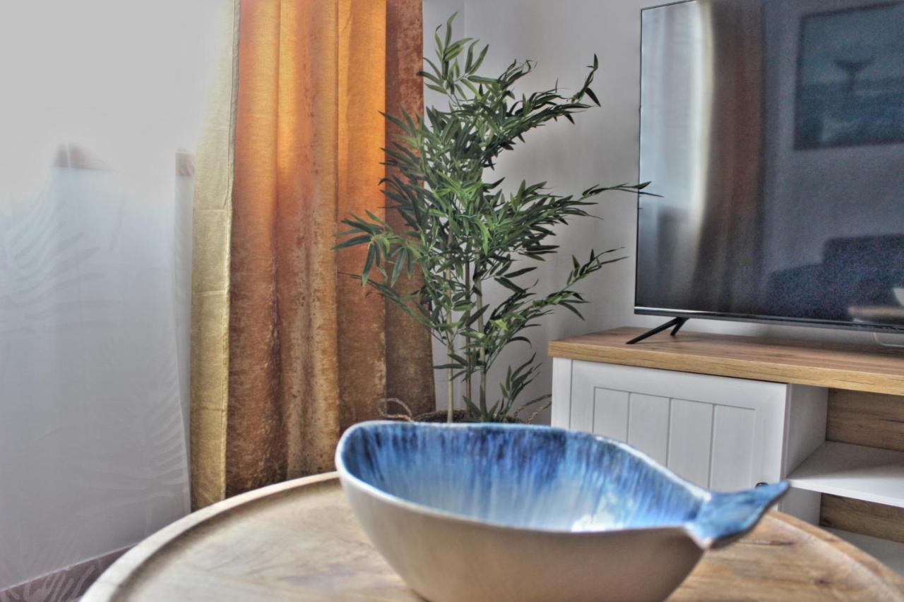 Malpica Greek Home Luaran gambar